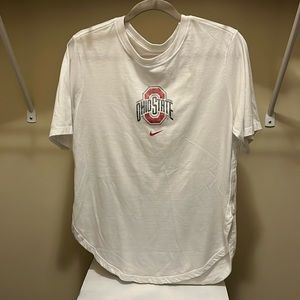 Nike long line Ohio State tee size small